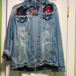 Jean jacket with roses on back